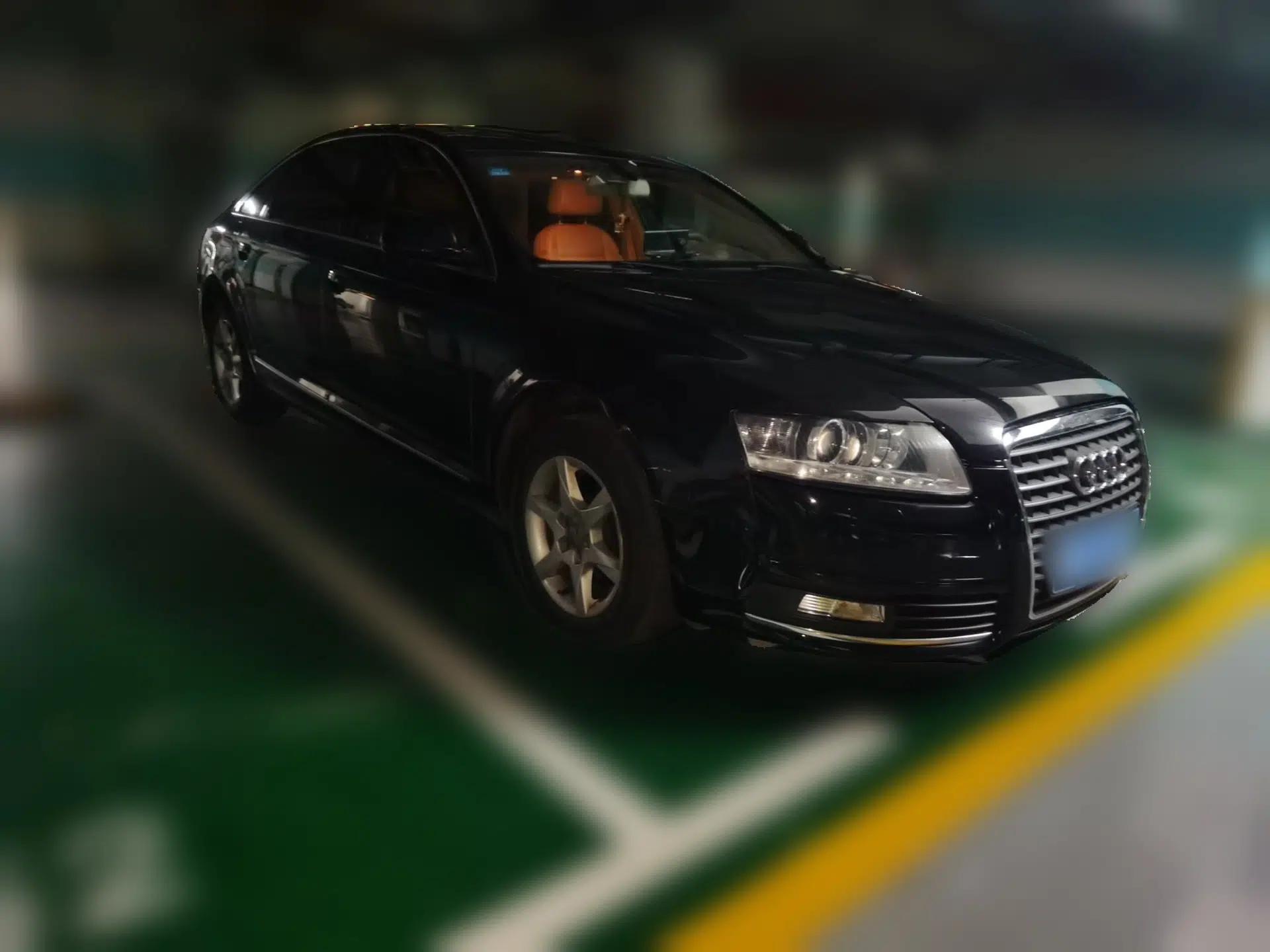 Audi A6L 2011 2.0 TFSI automatic Comfort trim — миниатюра 3