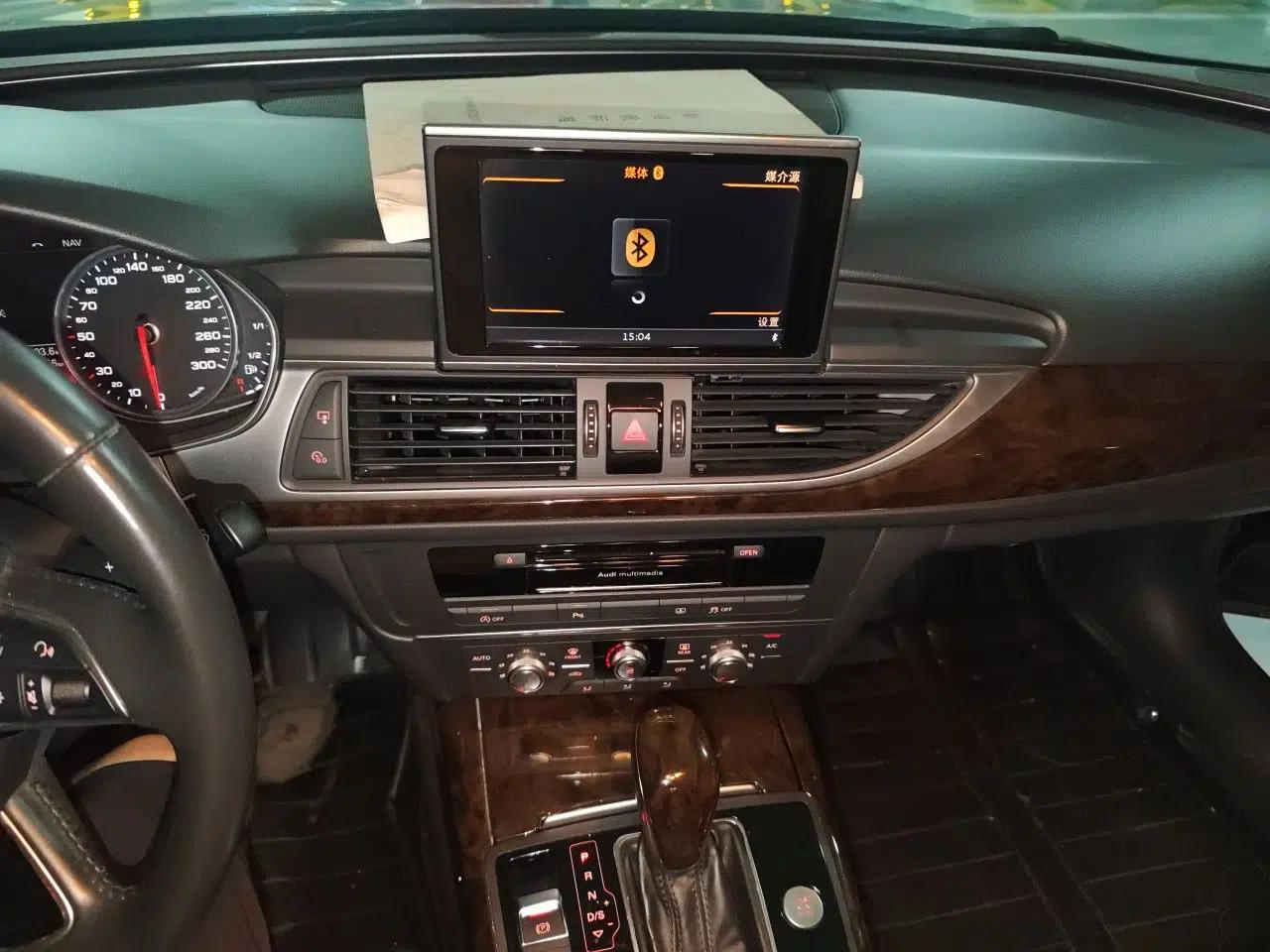 Audi A6L 2018 30th Anniversary Edition TFSI Trendy Model — миниатюра 13