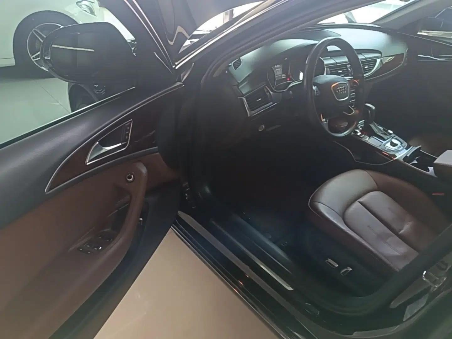 Audi A6L 2016 30 FSI Comfort Version — миниатюра 18