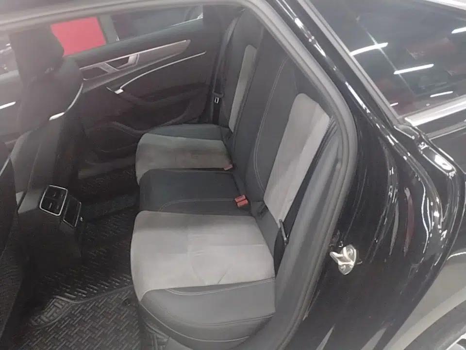 Audi A6L 2023 40 TFSI Luxury Dynamic Model — миниатюра 20