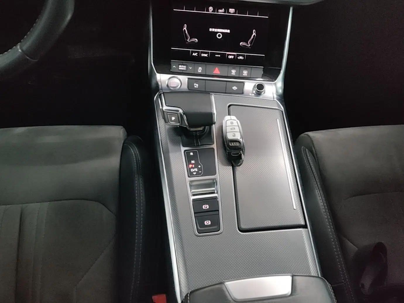 Audi A6L 2020 40 TFSI Luxury Dynamic Edition — миниатюра 16