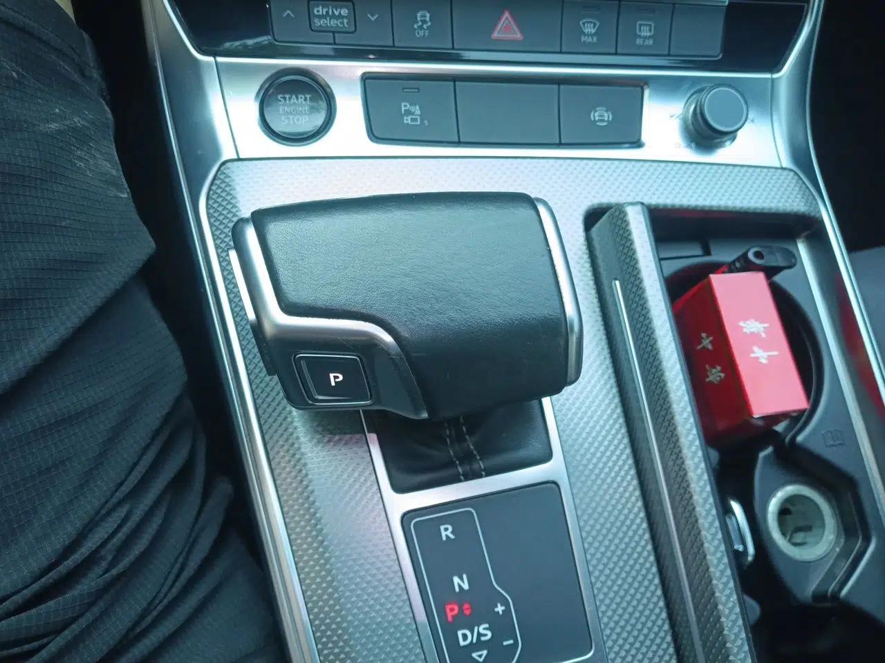 Audi A6L New Energy 2020 55 TFSI e quattro — миниатюра 14