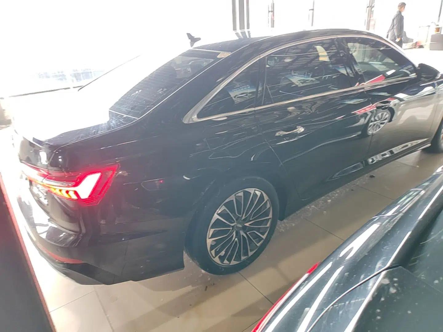 Audi A6L New Energy 2020 55 TFSI e quattro — миниатюра 6