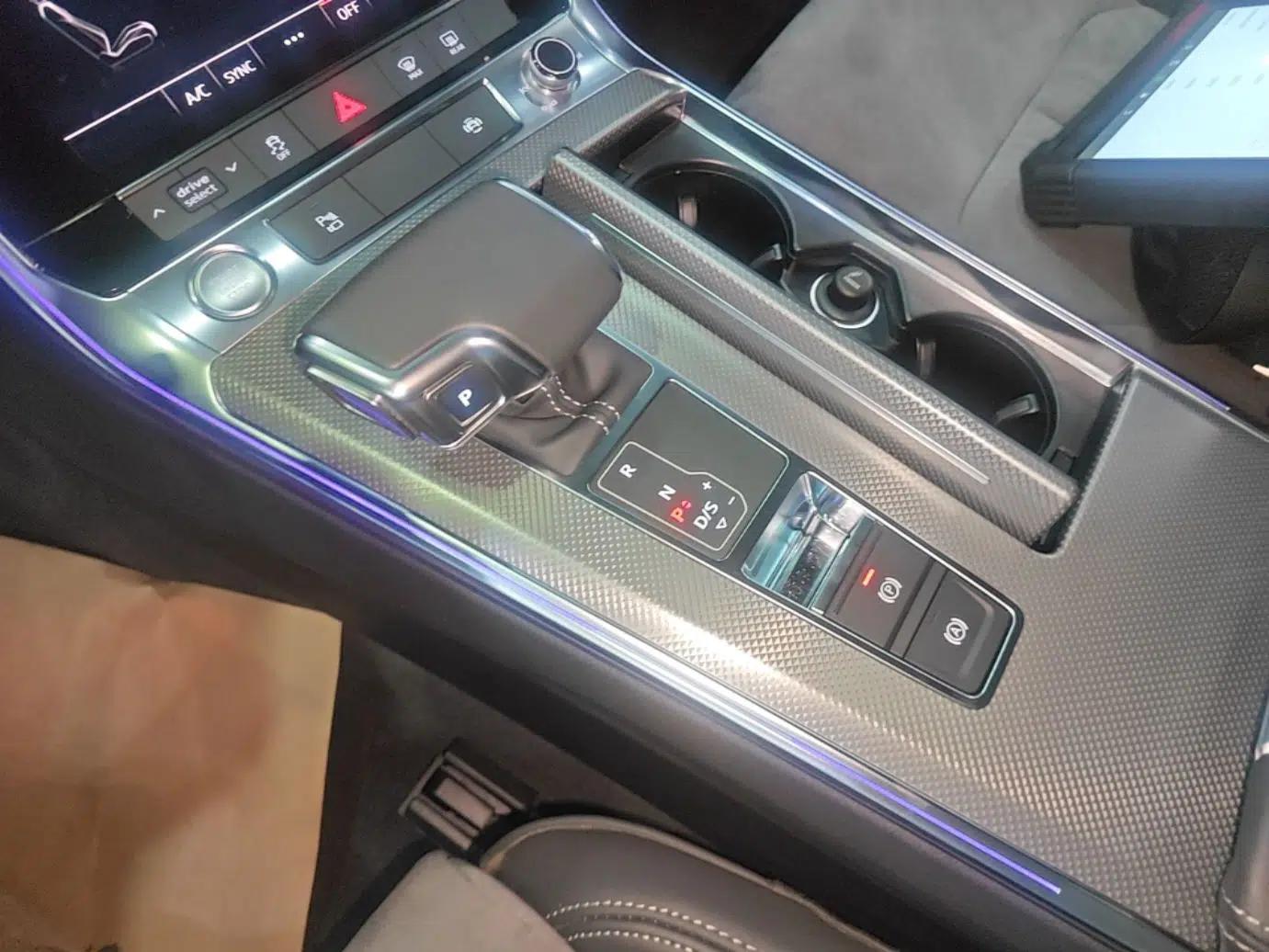 Audi A6L New Energy 2020 55 TFSI e quattro — миниатюра 26