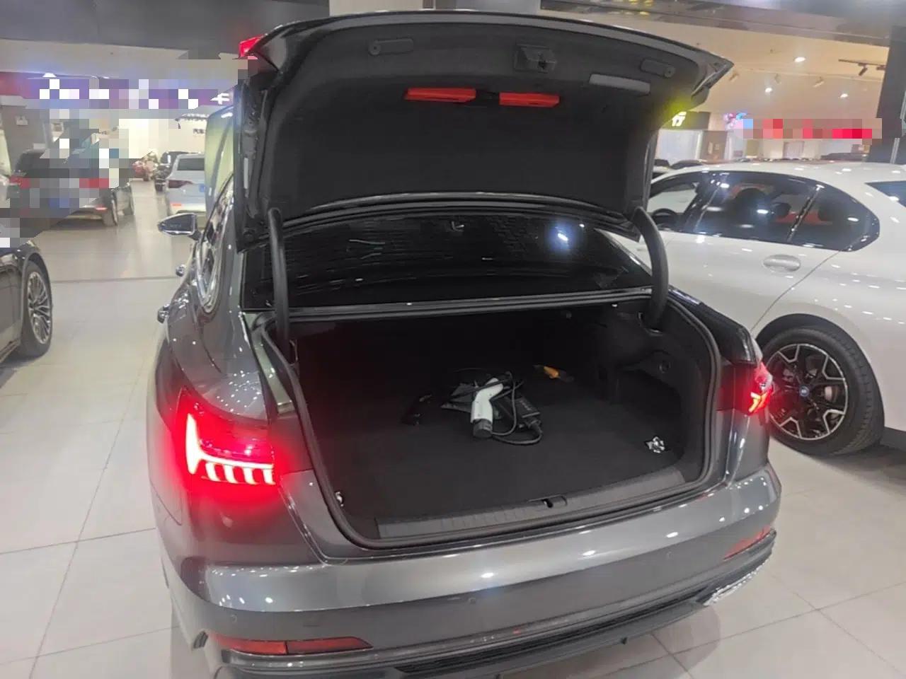 Audi A6L New Energy 2020 55 TFSI e quattro — миниатюра 32