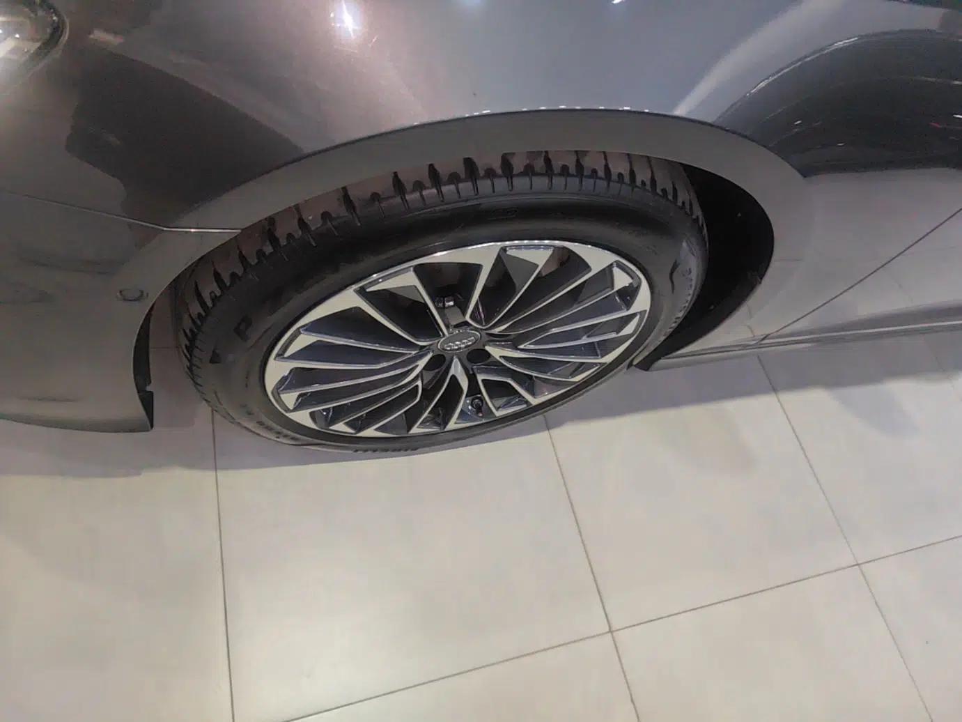 Audi A6L New Energy 2020 55 TFSI e quattro — миниатюра 10