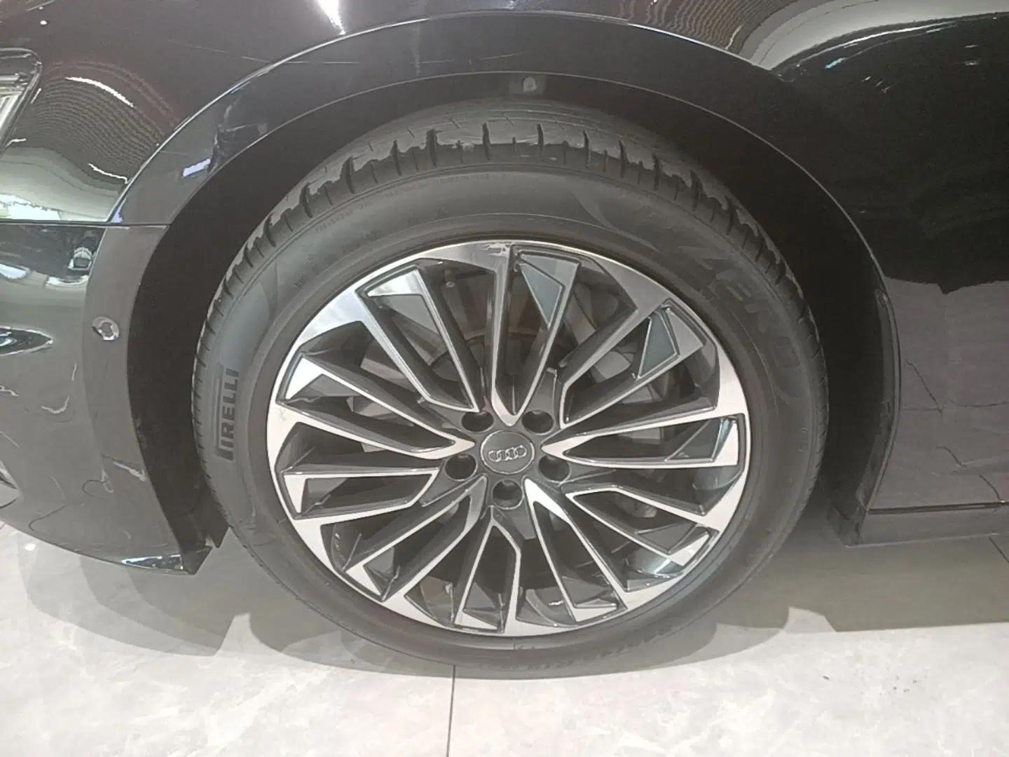 Audi A6L New Energy 2020 55 TFSI e quattro — миниатюра 10