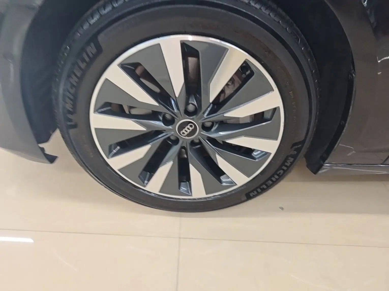 Audi A6L 2022 45 TFSI Prestige Elegant Edition — миниатюра 10
