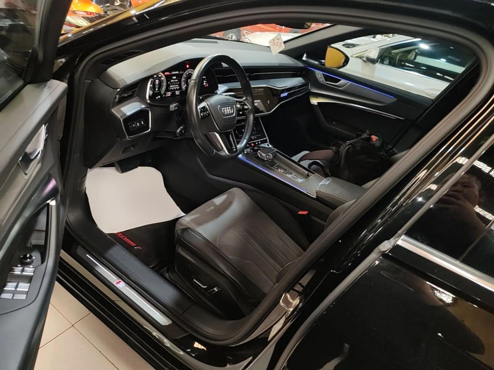 Audi A6L New Energy 2022 55 TFSI e quattro — миниатюра 25