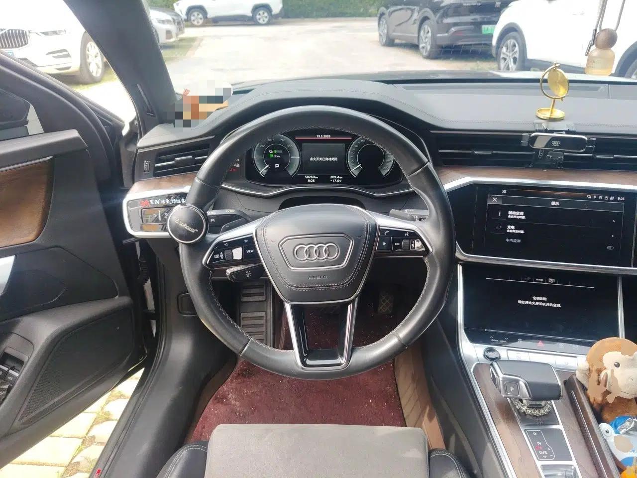 Audi A6L New Energy 2022 55 TFSI e quattro — миниатюра 10