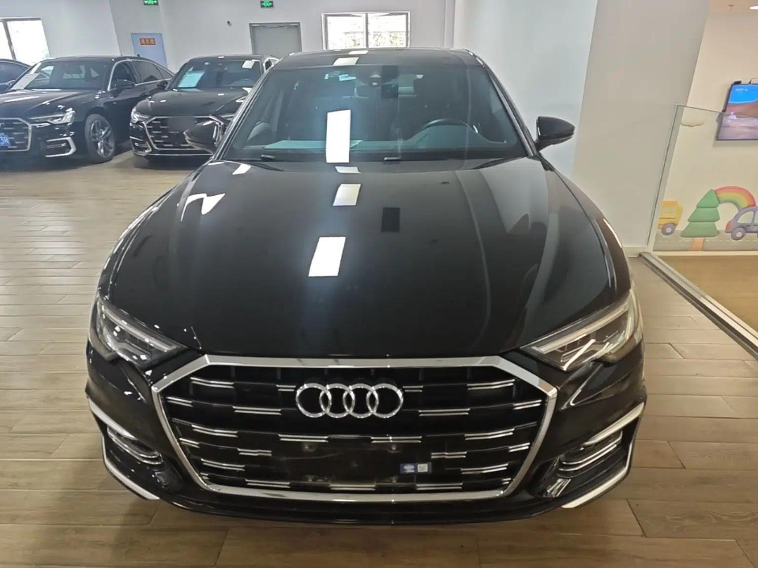 Audi A6L 2023 Revised 40 TFSI Luxury Dynamic Edition — миниатюра 2