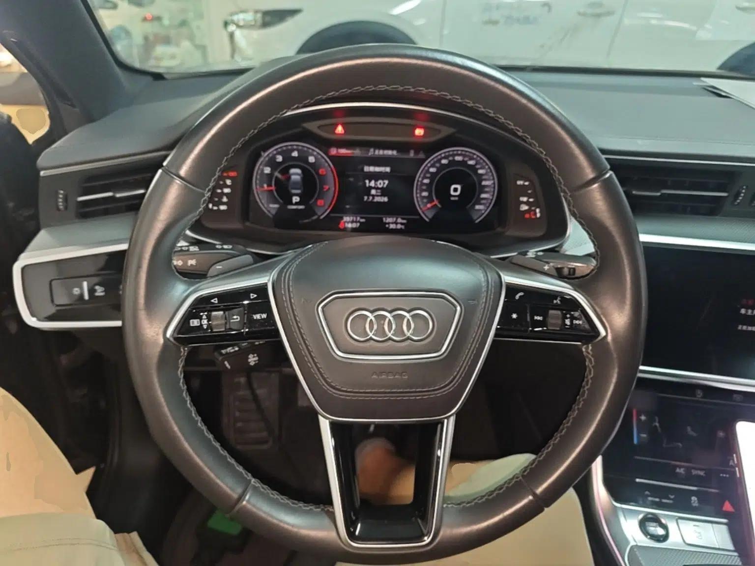 Audi A6L 2023 Revised 40 TFSI Luxury Dynamic Edition — миниатюра 13