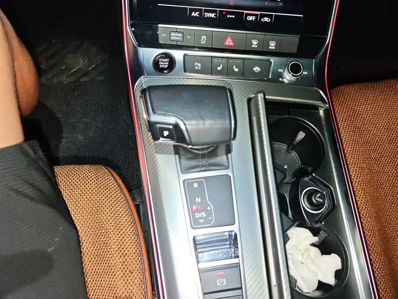 Audi A6L 2021 40 TFSI Luxury Prestige Edition — миниатюра 14