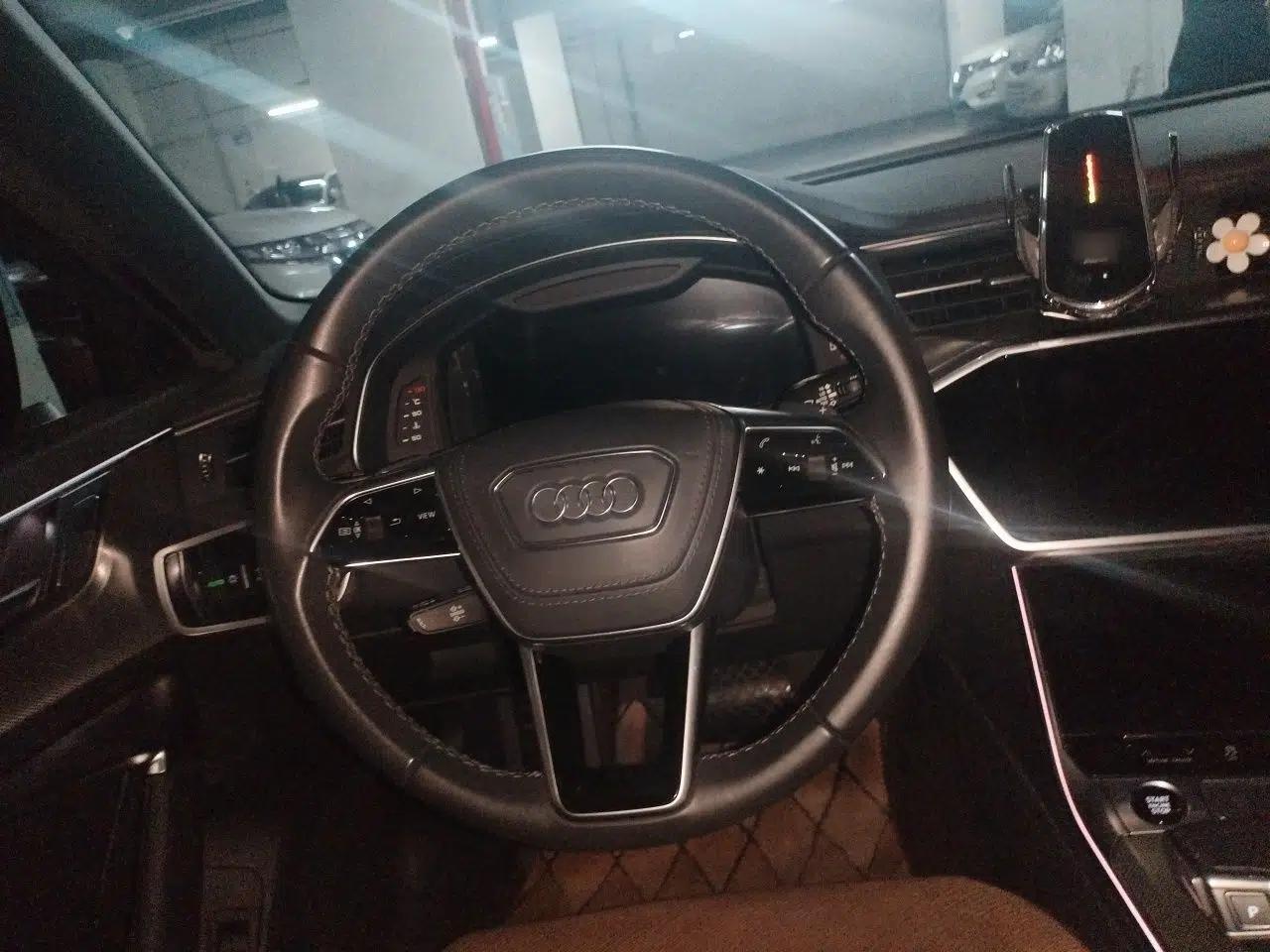 Audi A6L 2023 Revised 45 TFSI Prestige Dynamic Edition — миниатюра 10