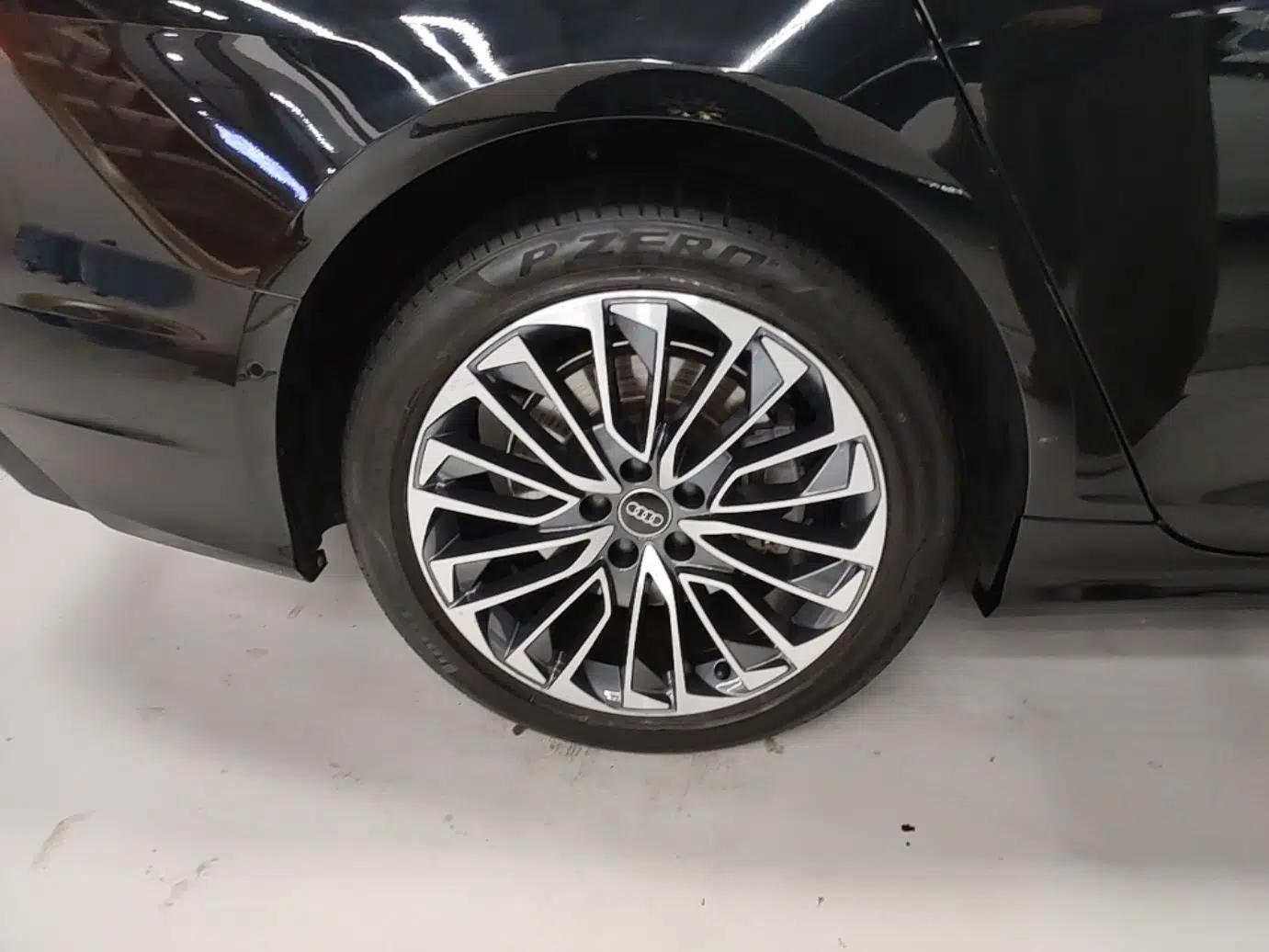 Audi A6L New Energy 2020 55 TFSI e quattro — миниатюра 11