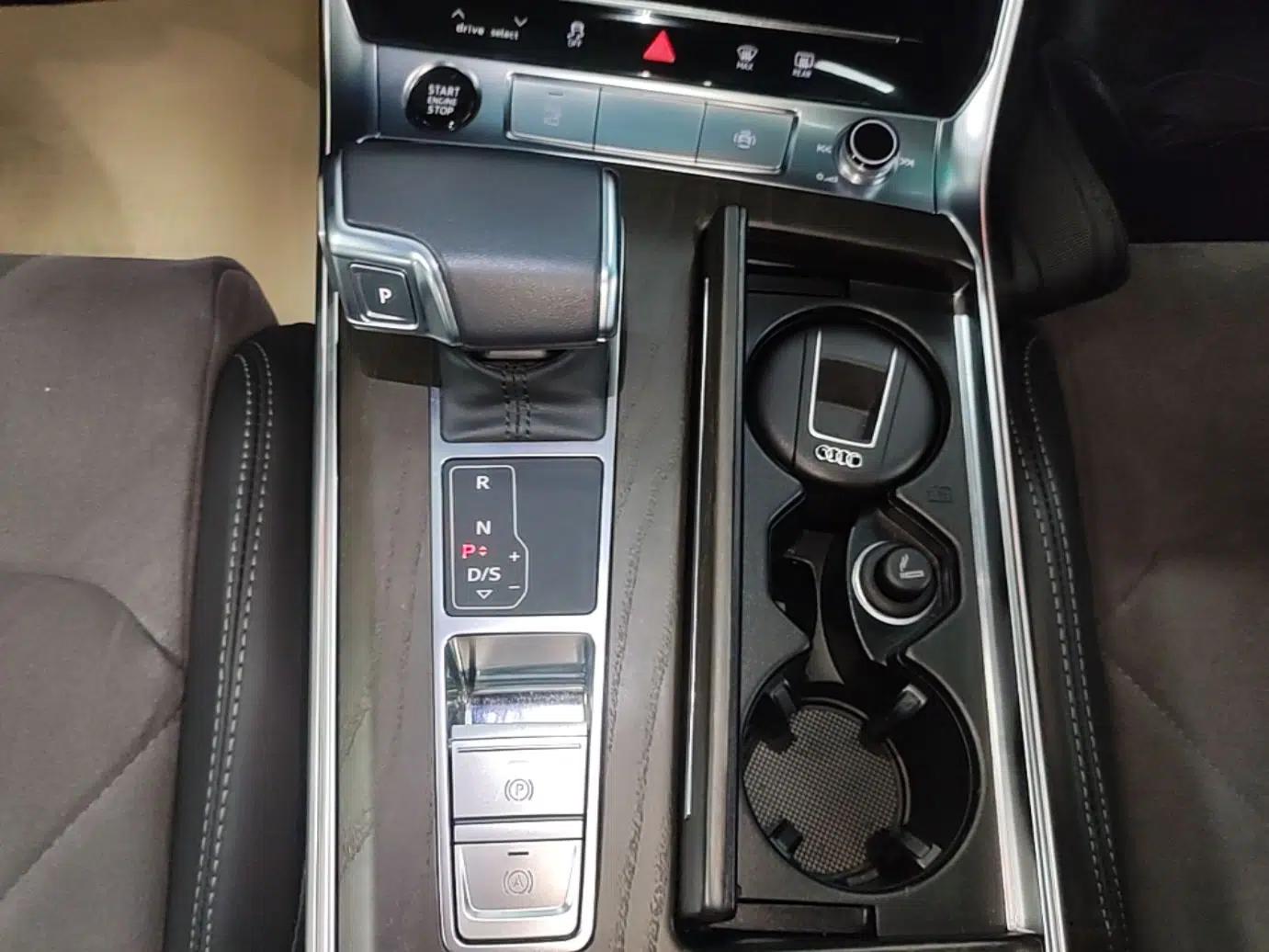 Audi A6L New Energy 2020 55 TFSI e quattro — миниатюра 21