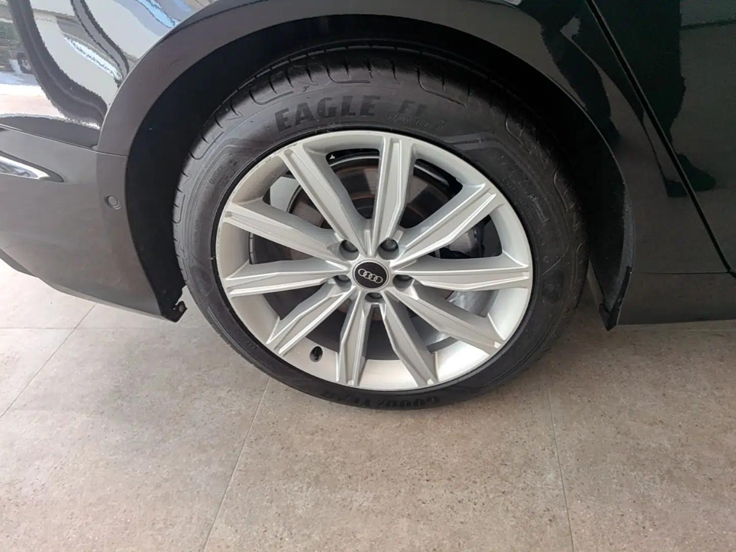 Audi A6L 2024 45 TFSI Prestige Dynamic Edition — миниатюра 11