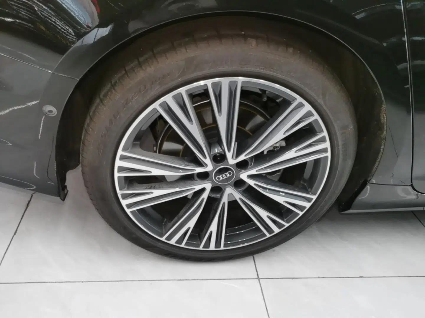 Audi A6L 2024 45 TFSI Prestige Dynamic Edition — миниатюра 11