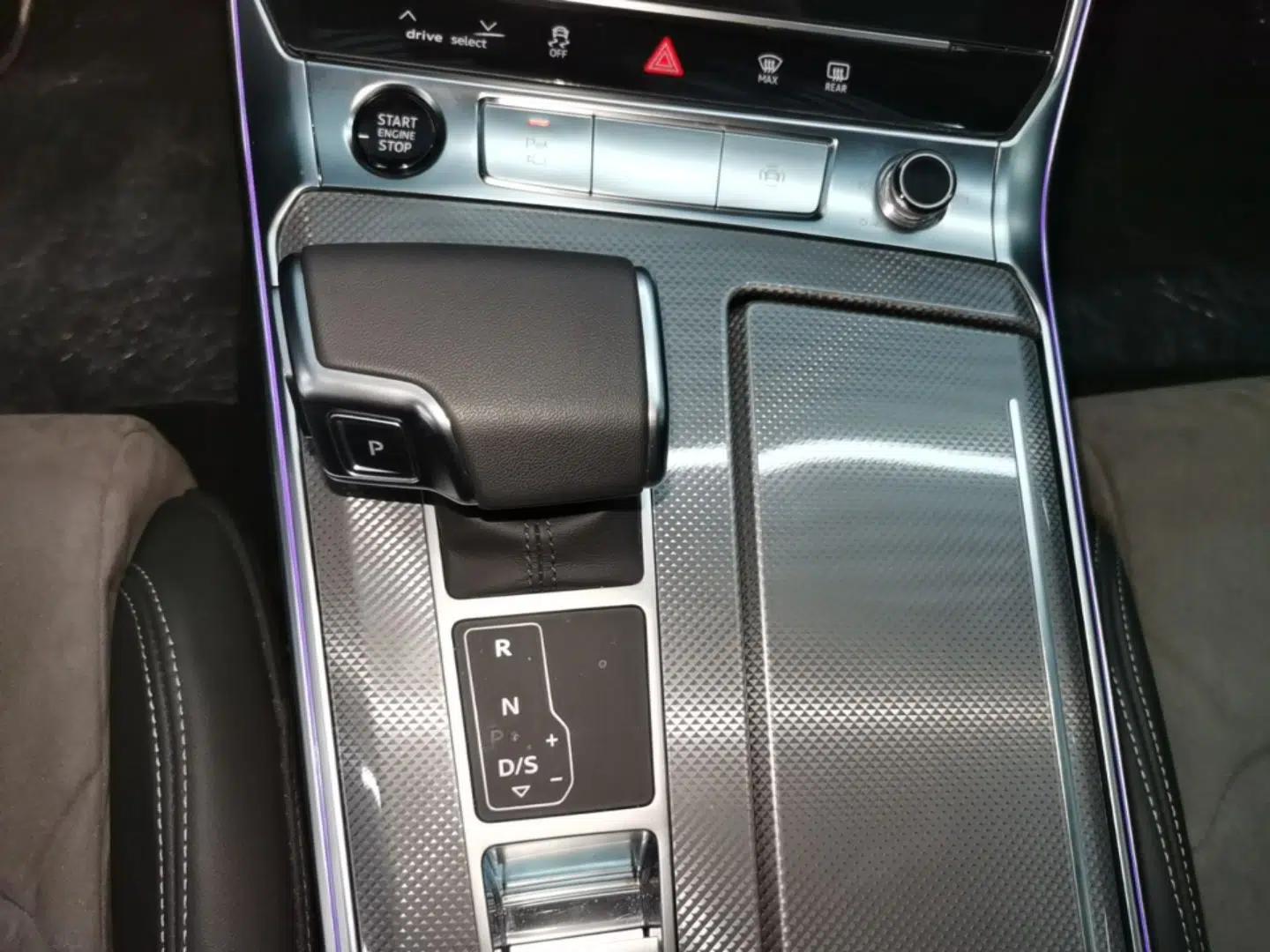 Audi A6L 2024 45 TFSI Prestige Dynamic Edition — миниатюра 16