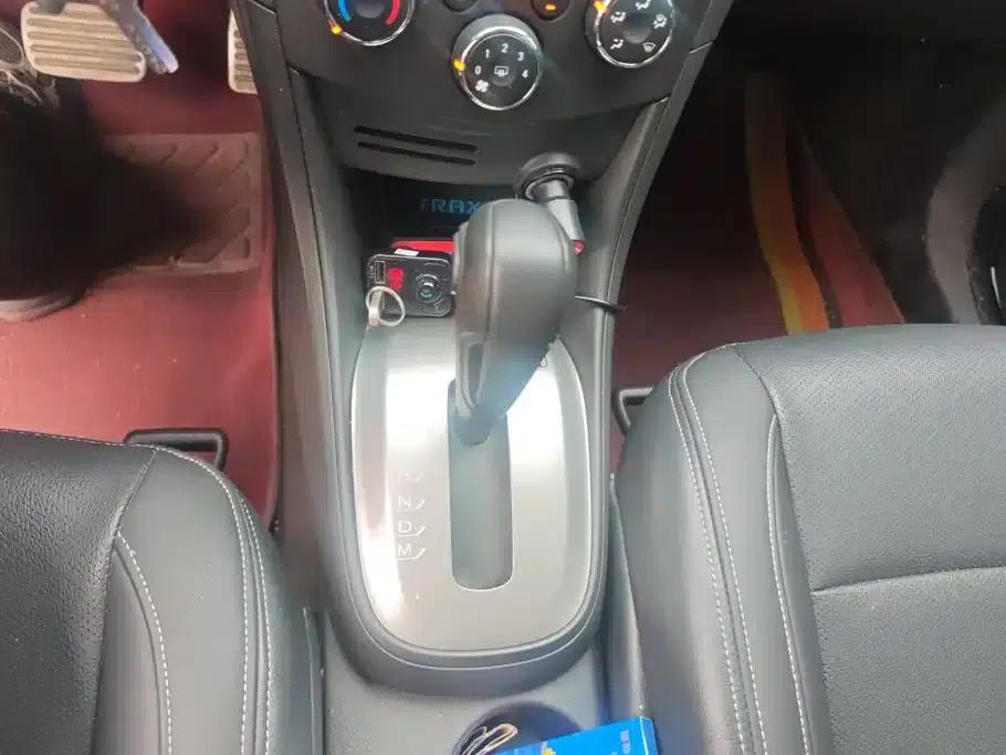 Chevrolet Trax 2014 1.4T Automatic 2WD Comfort Model — миниатюра 15