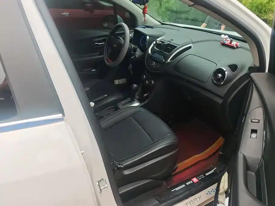 Chevrolet Trax 2014 1.4T Automatic 2WD Comfort Model — миниатюра 7