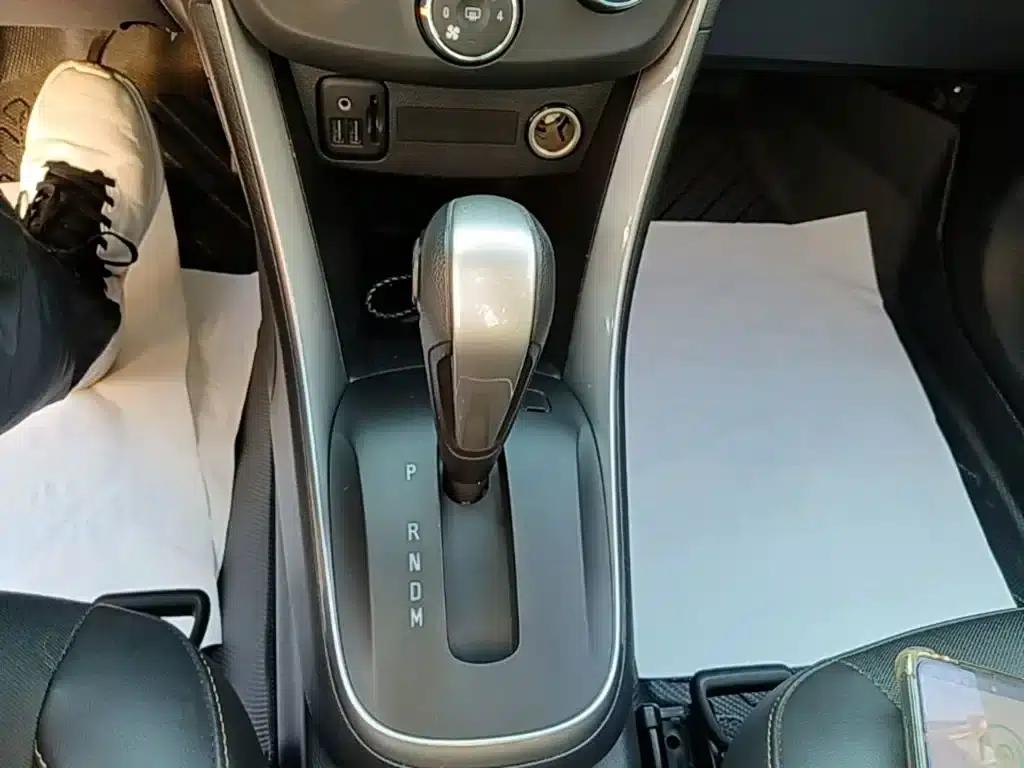 Chevrolet Trax 2018 330T Automatic 2WD Luxury — миниатюра 14