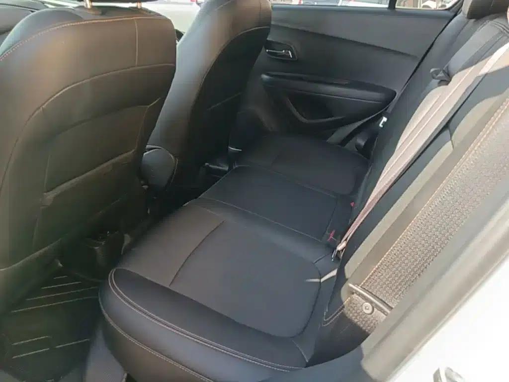 Chevrolet Trax 2018 330T Automatic 2WD Luxury — миниатюра 17
