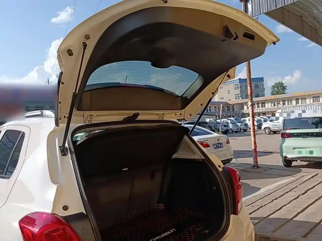 Chevrolet Trax 2018 330T Automatic 2WD Luxury — миниатюра 19