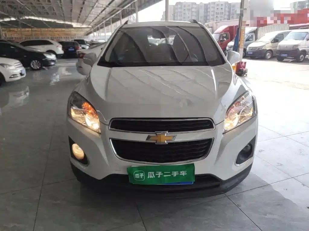 Chevrolet Trax 2016 1.4T Automatic 2WD Comfort Sunroof Edition — миниатюра 3