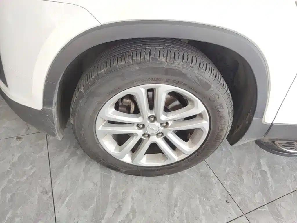 Chevrolet Trax 2016 1.4T Automatic 2WD Comfort Sunroof Edition — миниатюра 23