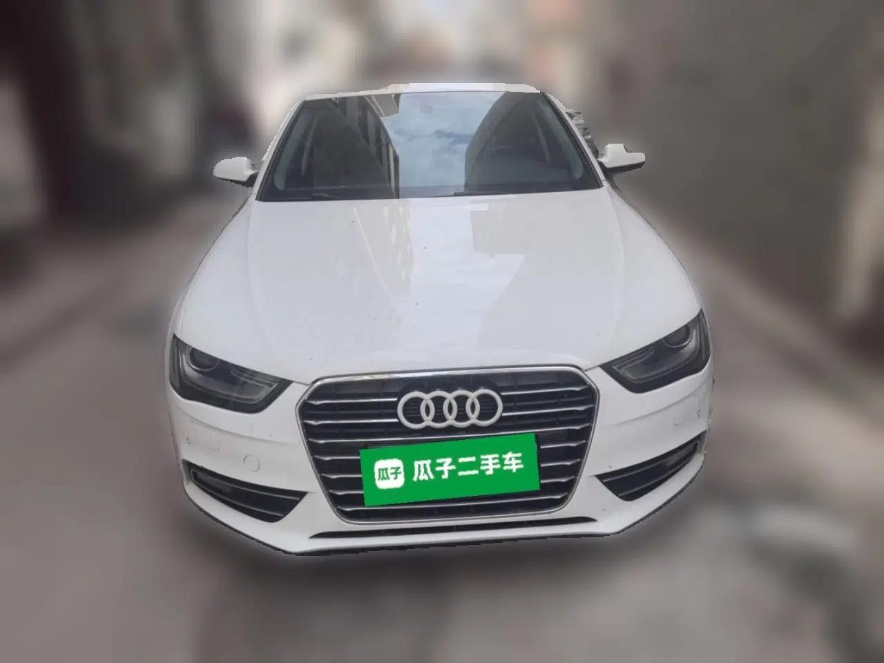 Audi A4L 2015 35 TFSI Automatic Standard Model — миниатюра 2