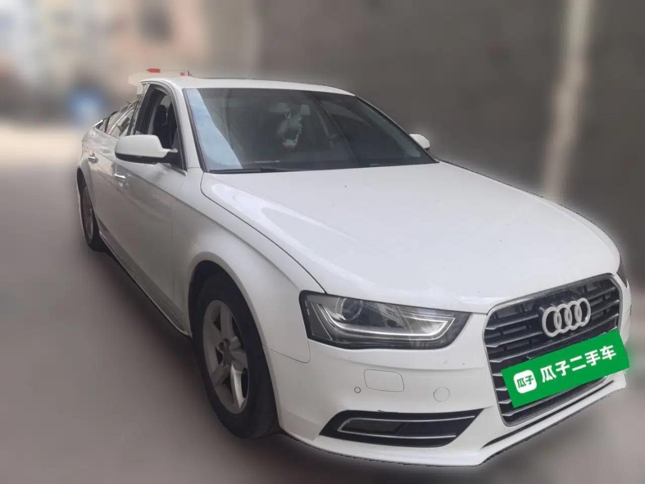 Audi A4L 2015 35 TFSI Automatic Standard Model — миниатюра 3
