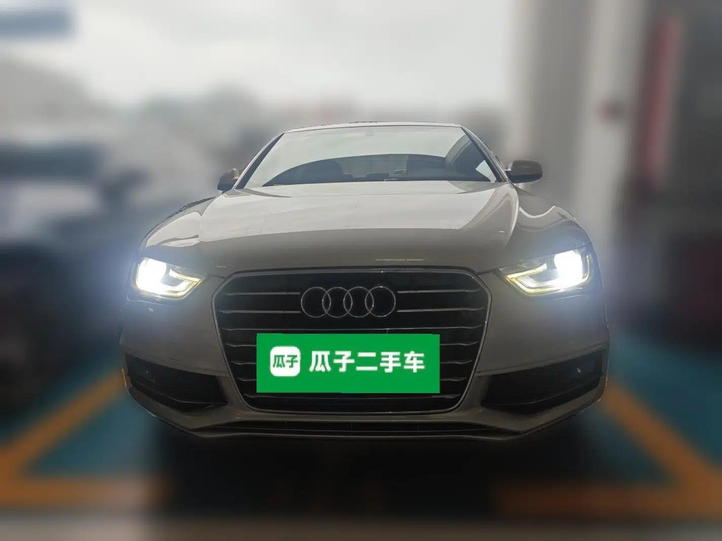 Audi A4L 2016 35 TFSI Collection Edition S line Comfort Model — миниатюра 2