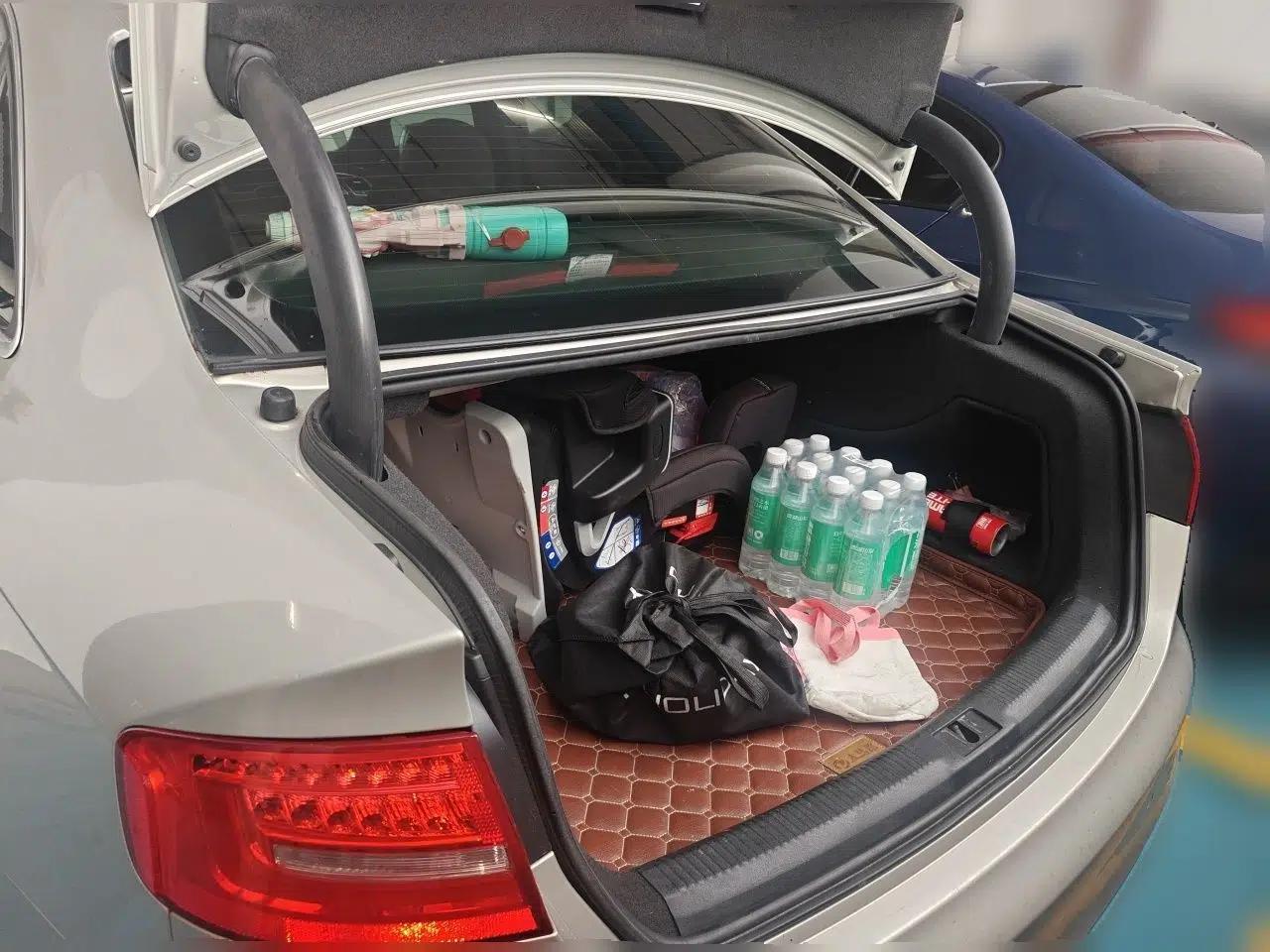 Audi A4L 2016 35 TFSI Collection Edition S line Comfort Model — миниатюра 19