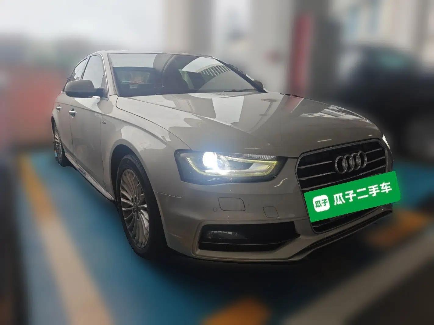 Audi A4L 2016 35 TFSI Collection Edition S line Comfort Model — миниатюра 3