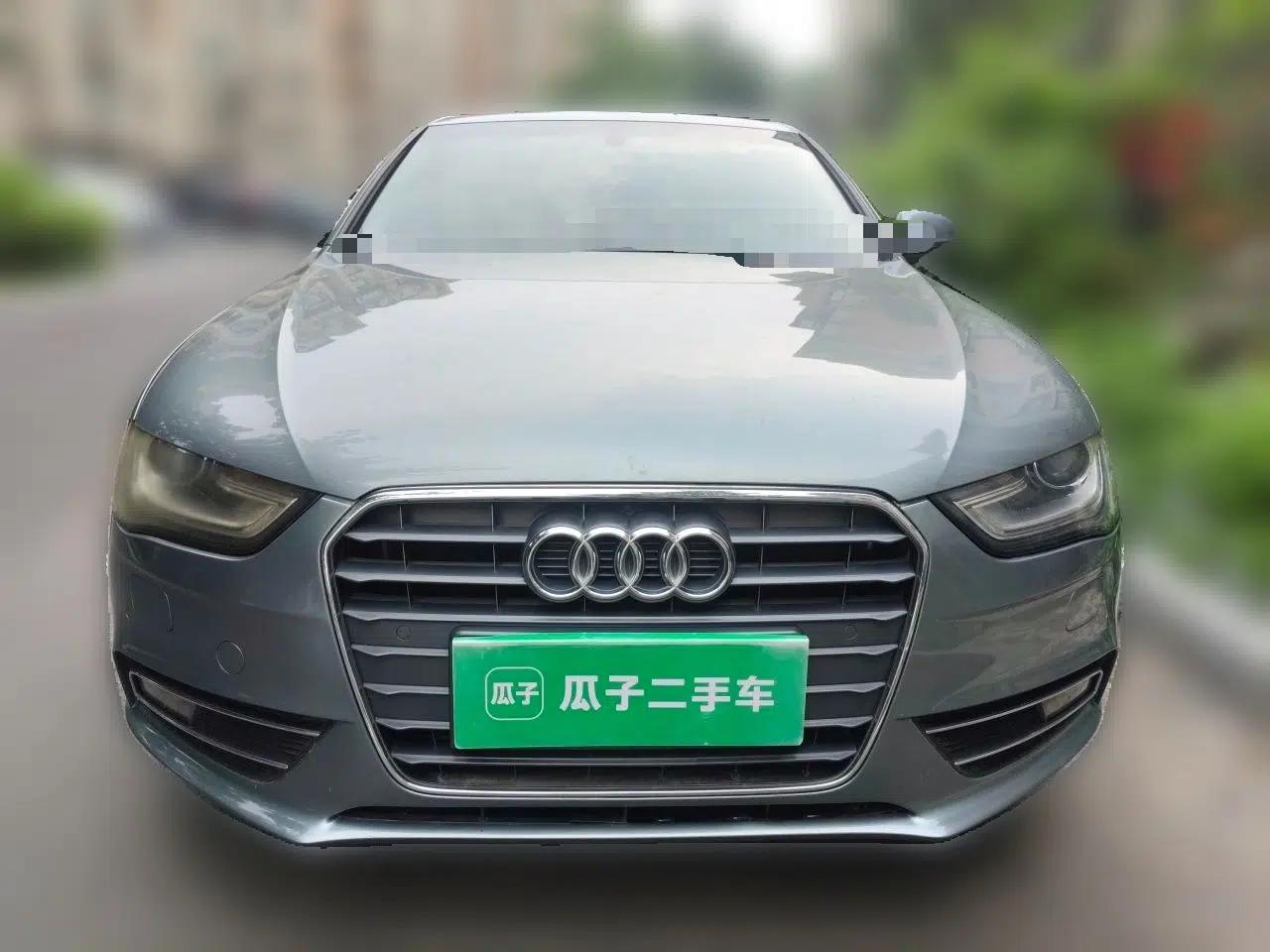Audi A4L 2013 35 TFSI Automatic Standard Model — миниатюра 2