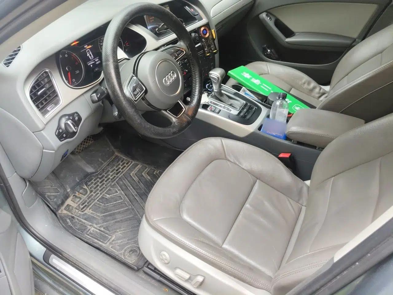 Audi A4L 2013 35 TFSI Automatic Standard Model — миниатюра 15