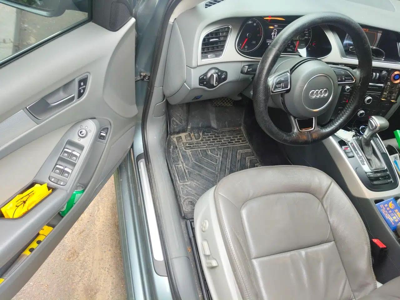 Audi A4L 2013 35 TFSI Automatic Standard Model — миниатюра 16
