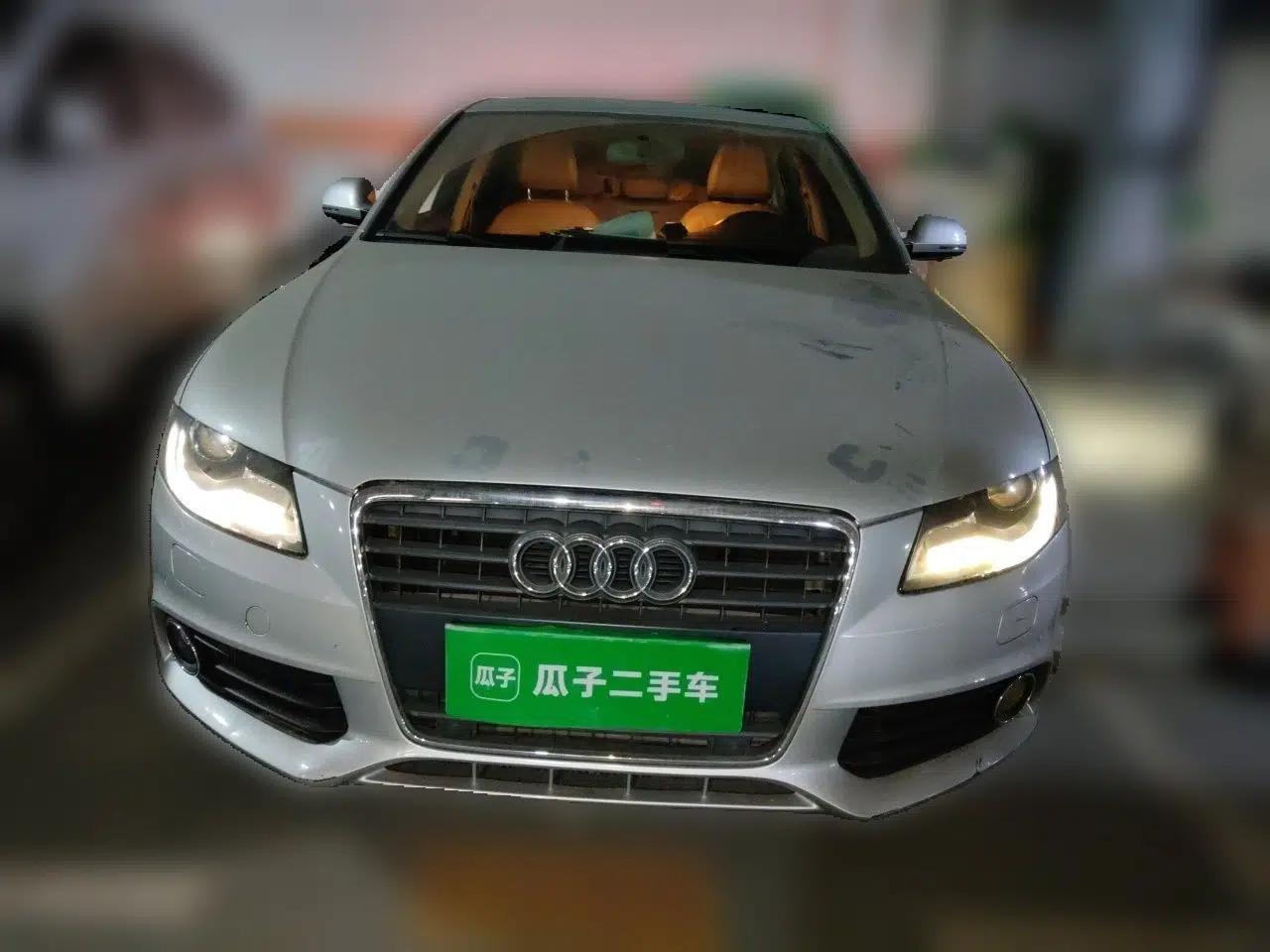Audi A4L 2012 2.0 TFSI automatic Comfort trim level — миниатюра 2
