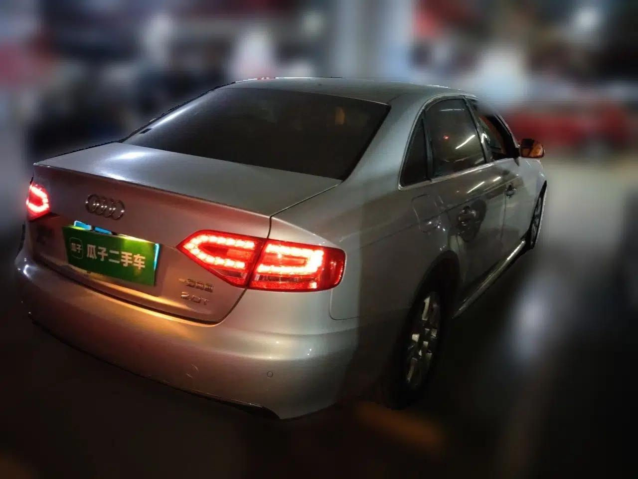 Audi A4L 2012 2.0 TFSI automatic Comfort trim level — миниатюра 6