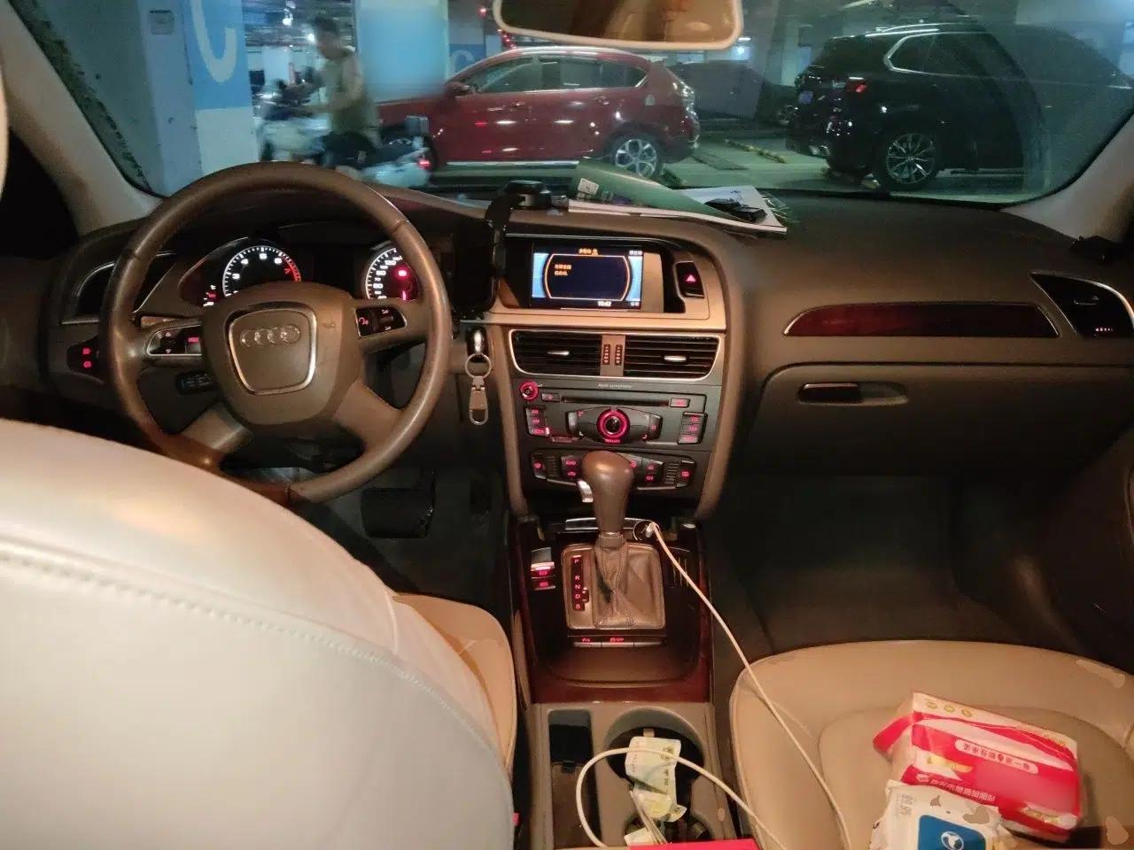 Audi A4L 2012 2.0 TFSI automatic Comfort trim level — миниатюра 9
