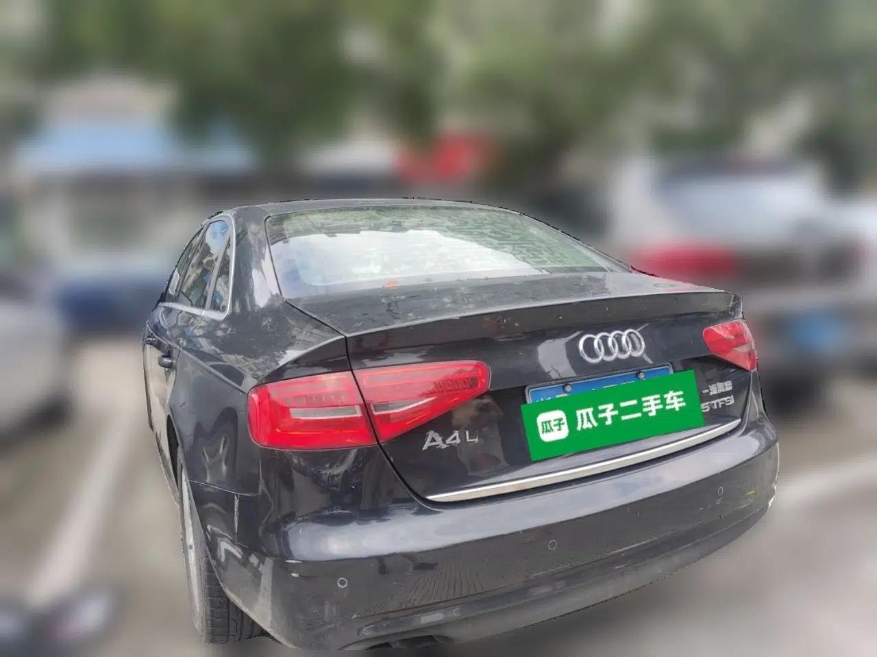 Audi A4L 2013 35 TFSI Automatic Comfort Model — миниатюра 4