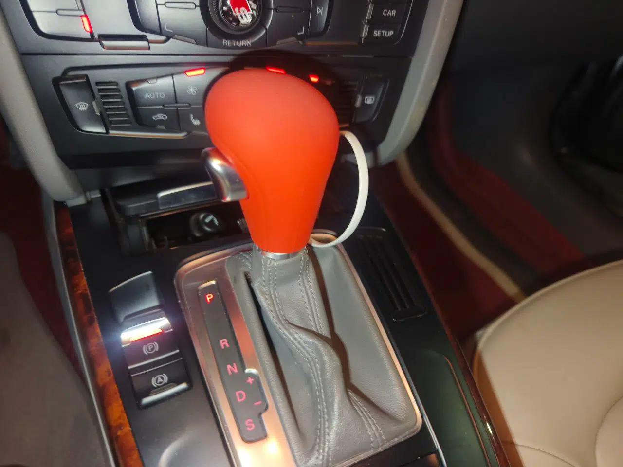 Audi A4L 2011 2.0 TFSI Standard Model — миниатюра 14