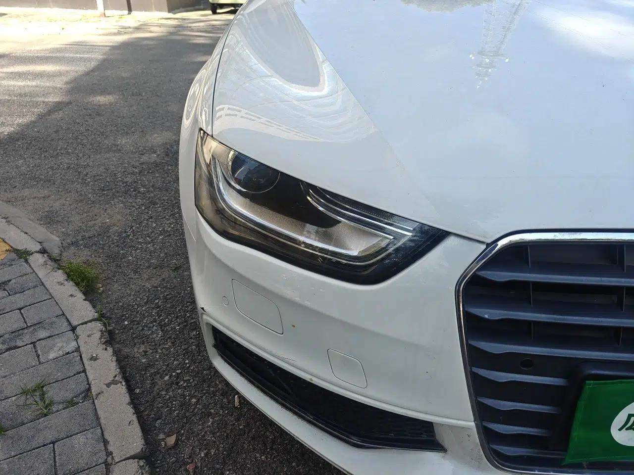 Audi A4L 2016 35 TFSI Collection Edition S line Comfort Model — миниатюра 7