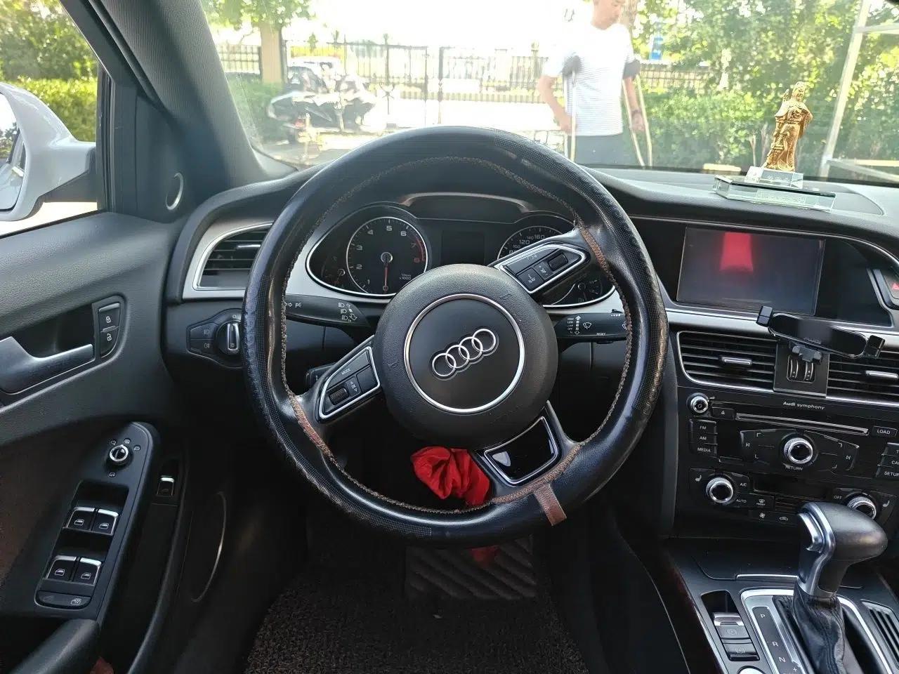 Audi A4L 2016 35 TFSI Collection Edition S line Comfort Model — миниатюра 10
