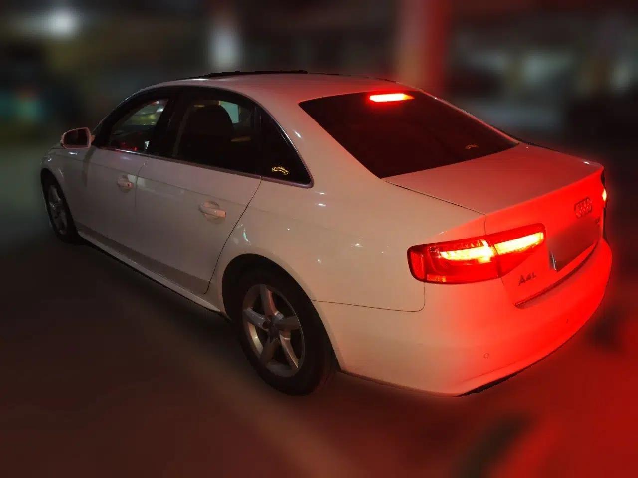 Audi A4L 2013 35 TFSI Automatic Standard Model — миниатюра 4