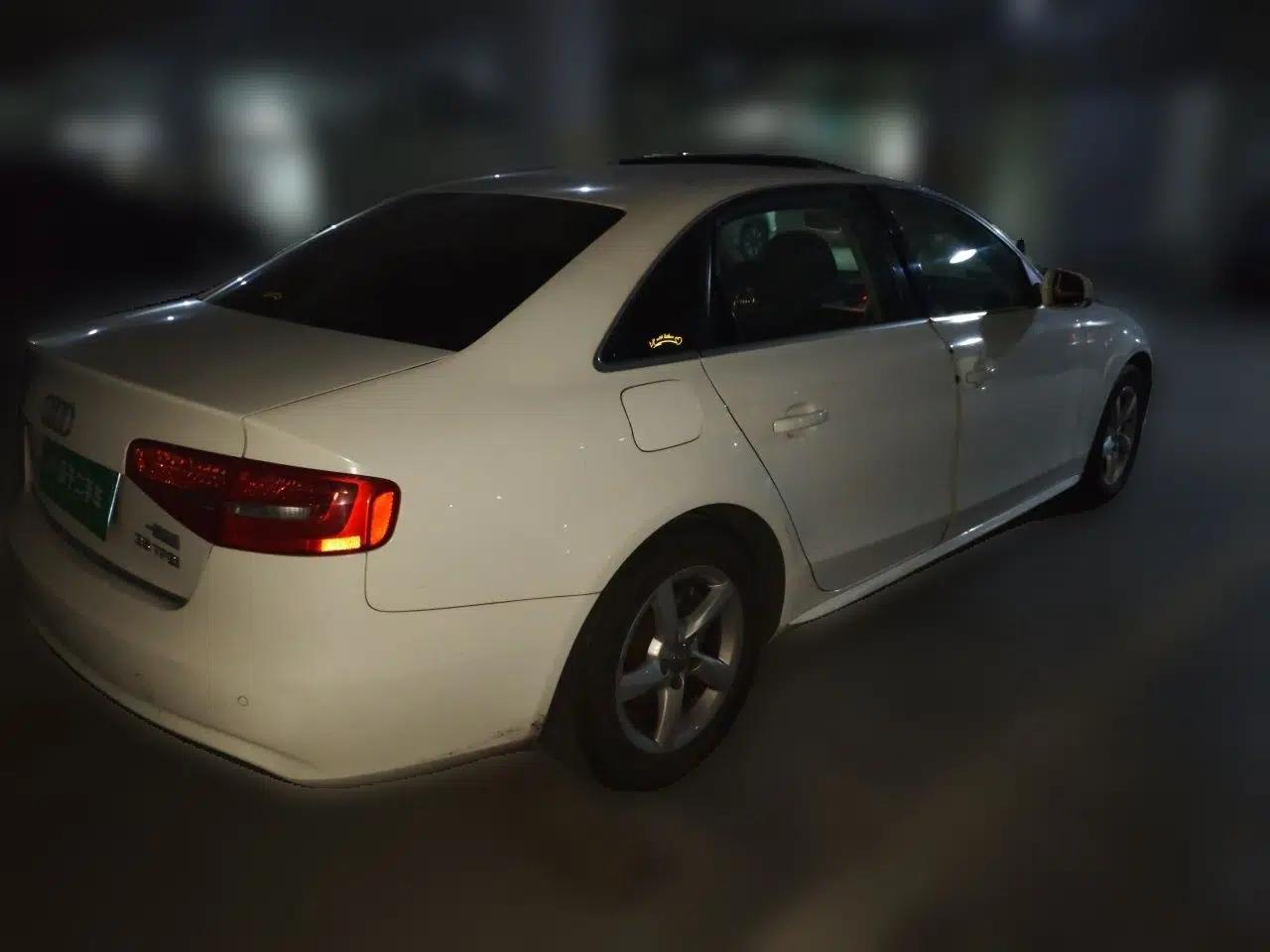 Audi A4L 2013 35 TFSI Automatic Standard Model — миниатюра 6