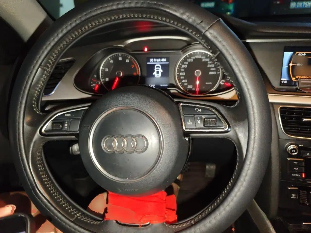Audi A4L 2013 35 TFSI Automatic Standard Model — миниатюра 10