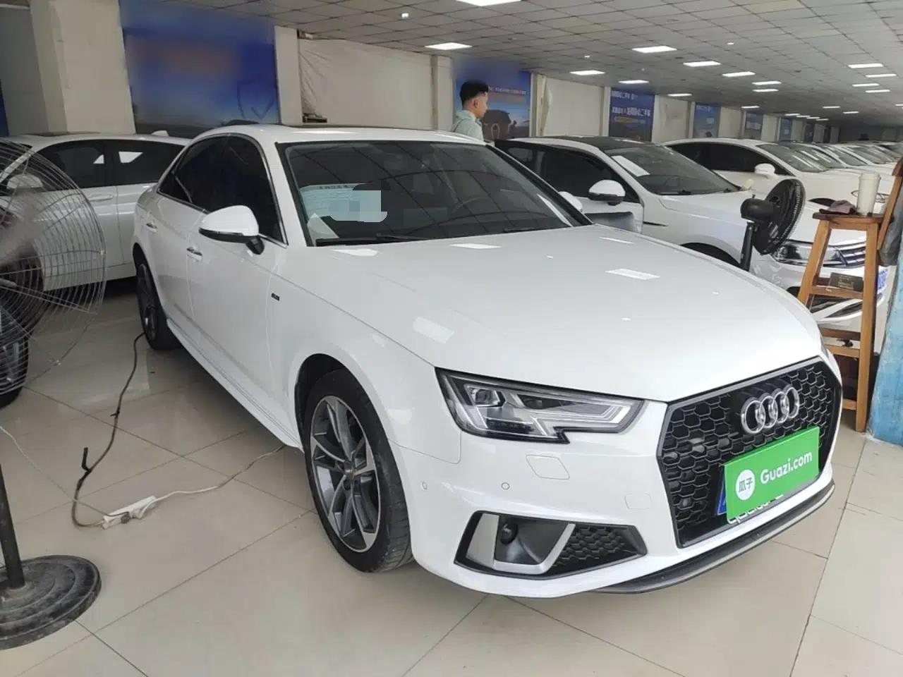 Audi A4L 2019 40 TFSI Fashion Version China V — миниатюра 3