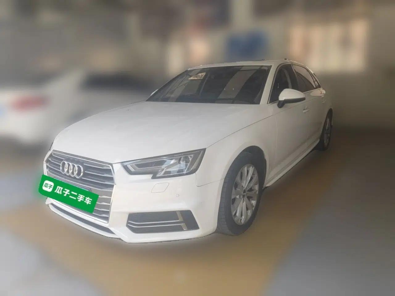 Audi A4L 2019 40 TFSI Ambition China VI — миниатюра 1